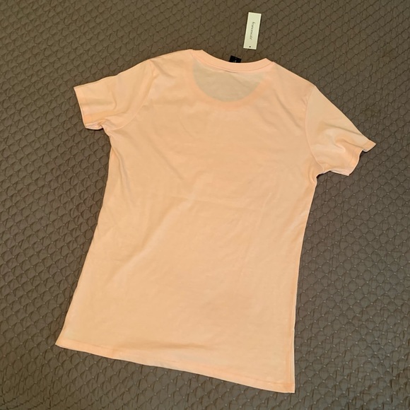 NWT Sweet Claire graphic t-shirt - Picture 4 of 5